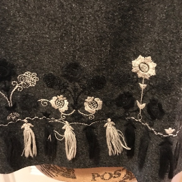 🌸SUPPLY & DEMAND Wool Skirt - Picture 2 of 7